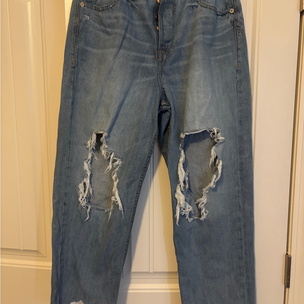 Ariat Women's Ripped Tomboy Straight Jeans